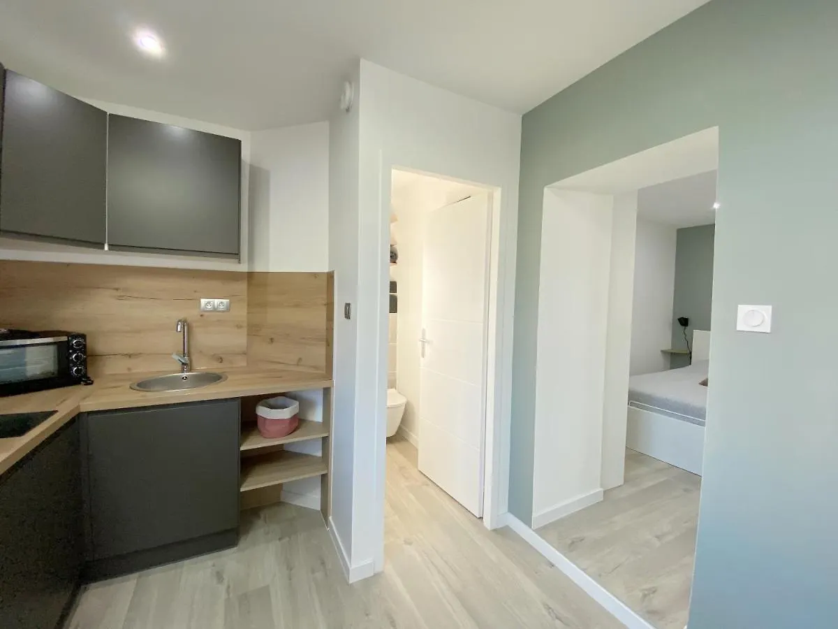 Apartament Studio Ora - 22M² - Climatise Avec Balcon Privatif Bassens